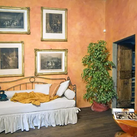 Del Monte Villa