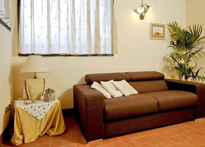 Del Monte Villa